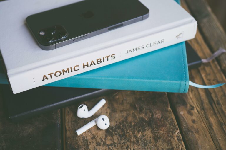 Review: Hábitos Atómicos – James Clear